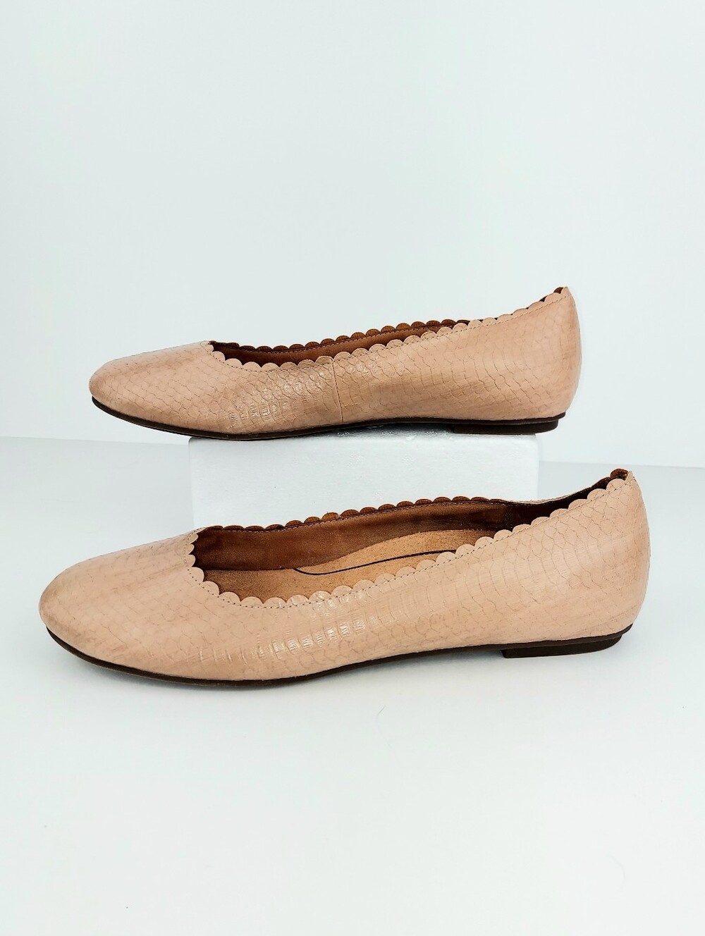Vionic Julieta Snake Scalloped Ballet Flats 9.5 - Picture 10 of 13